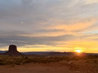 Zonsopgang in Monument Valley