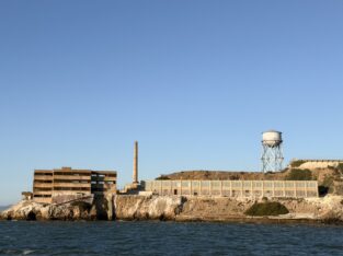 Alcatraz vanaf het water