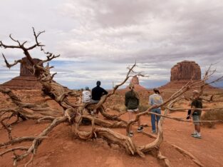 Uitkijken over Monument Valley